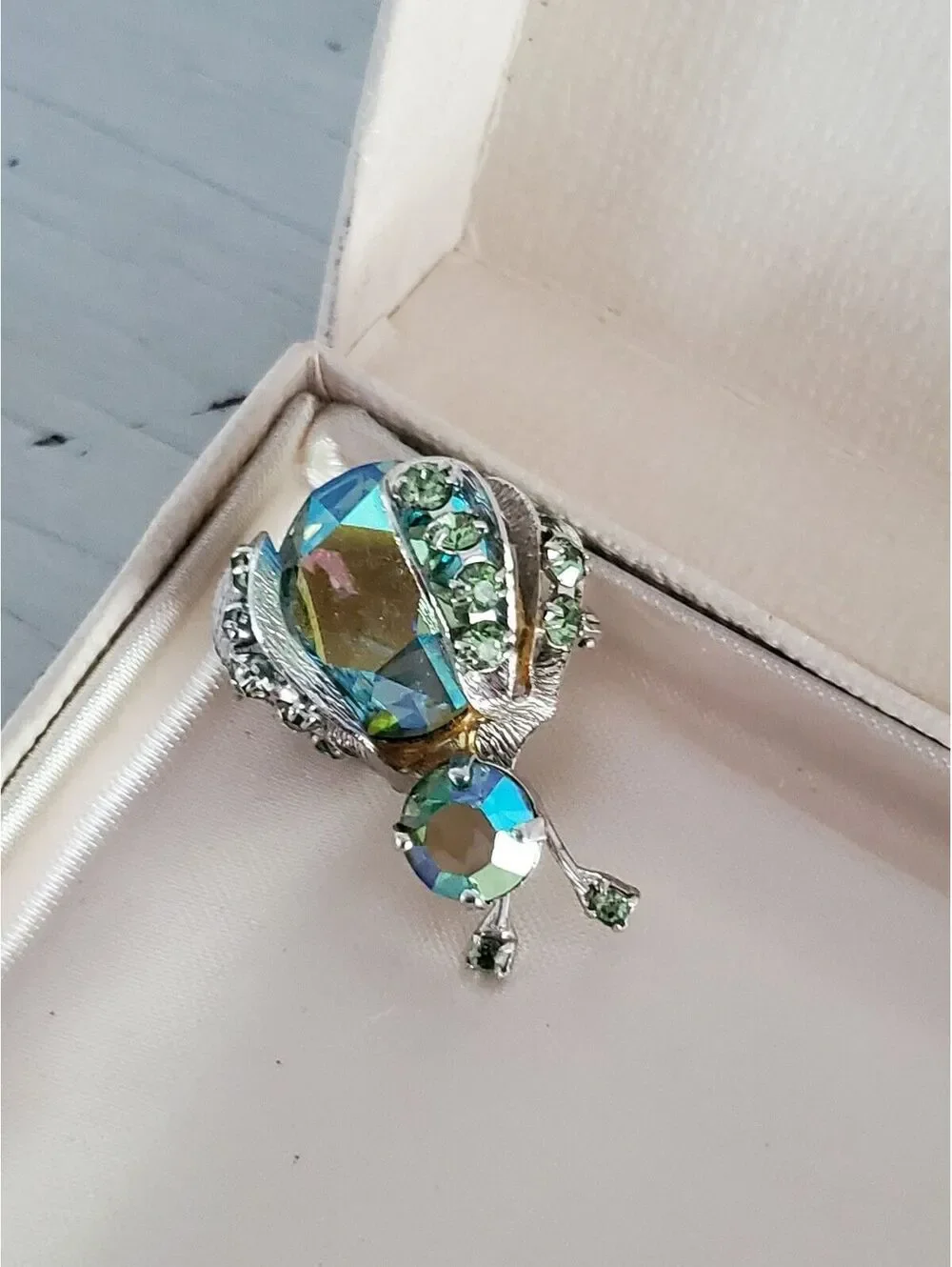 Vintage Signed Warner Green Aurora Borealis Ladybug Rhinestone Brooch